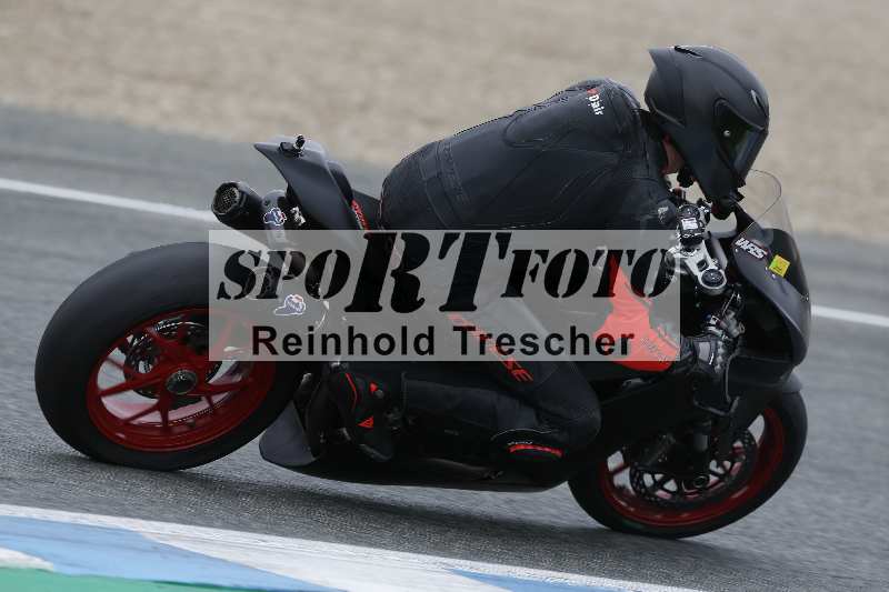 /02 28.-31.01.2025 Moto Center Thun Jerez/gruen-green/79